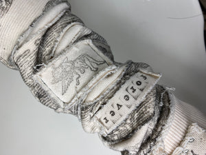 Stamped Bandage Gloves (beige)