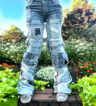 Load image into Gallery viewer, Grey Reconstructed Jeans
